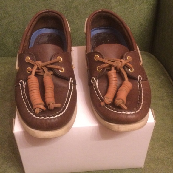 Authentic Retro Sperry Topsiders - Picture 2 of 9